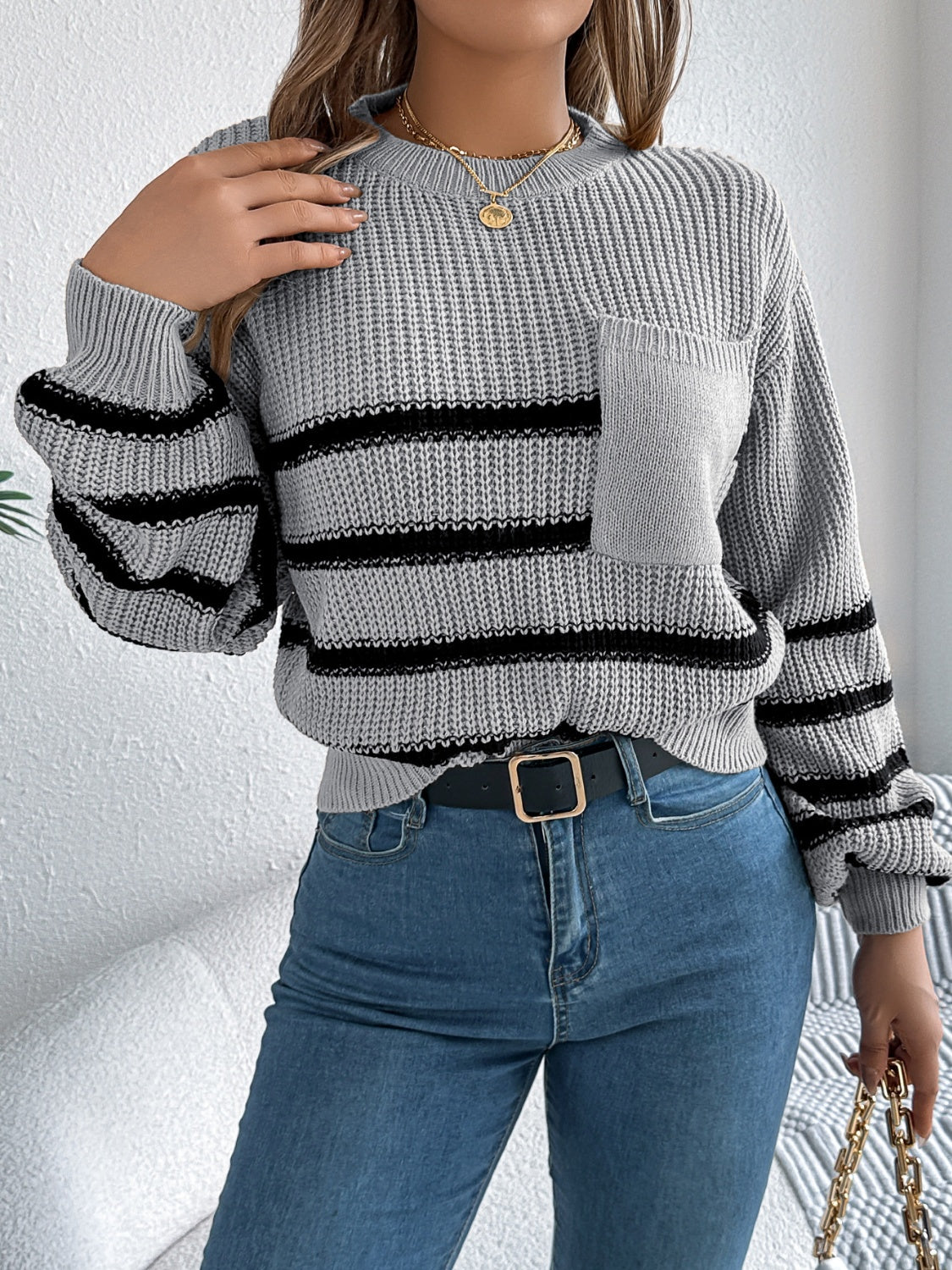 Women’s Striped Round Neck Long Sleeve Sweater