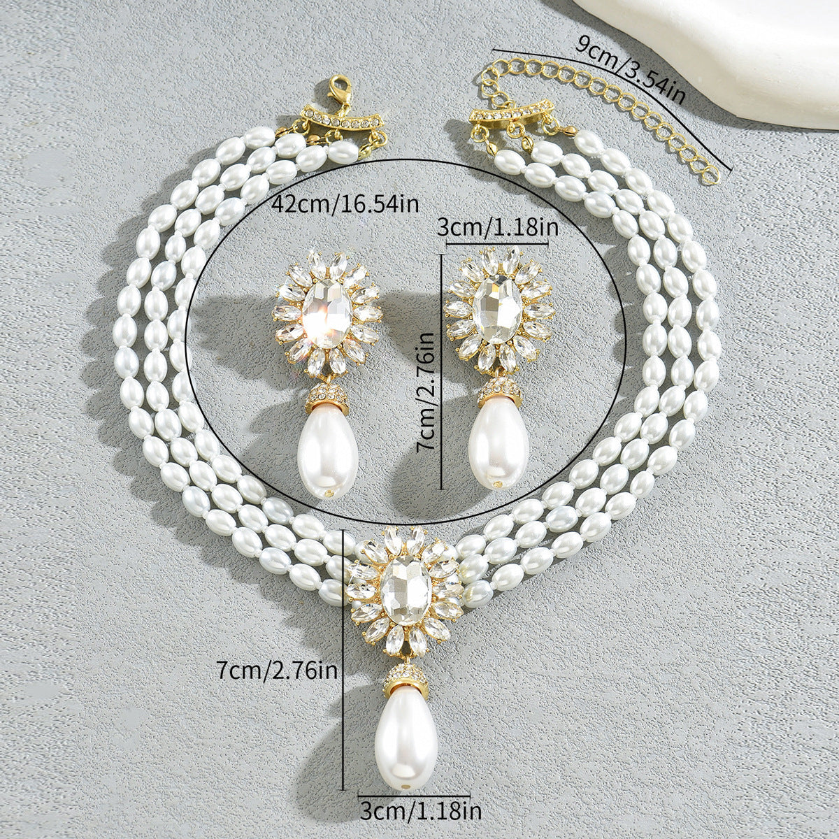 Geometric Women's Pearl Necklace And Earrings Suite