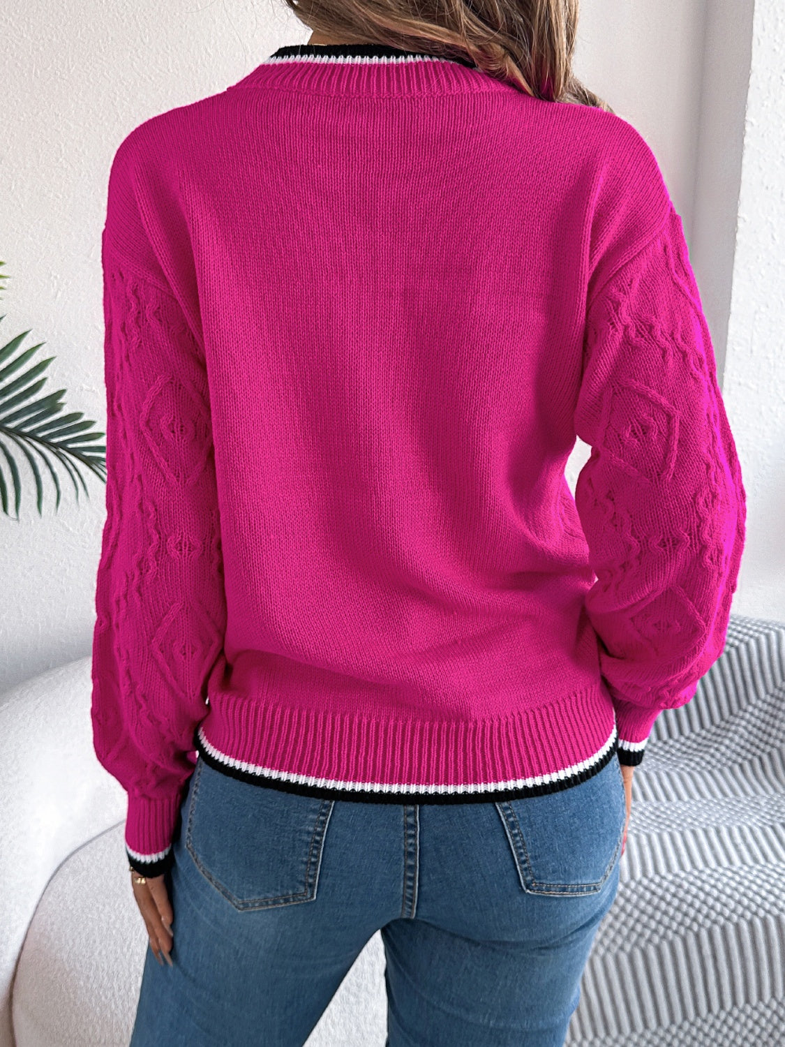 Women’s Round Neck Long Sleeve Sweater