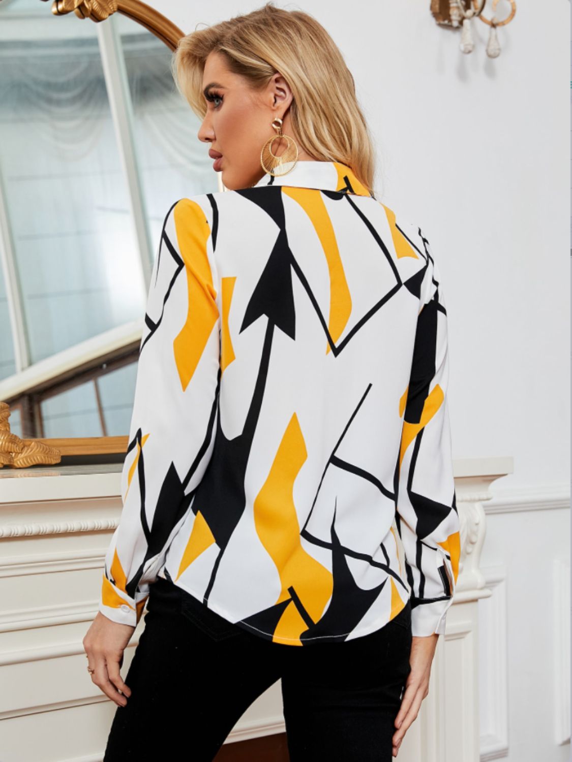 Women’s Printed Collared Neck Long Sleeve Shirt