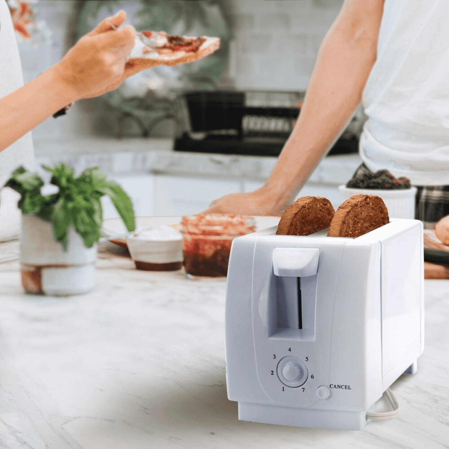 Better Chef 2-Slice Toaster with Pull-Out Crumb Tray