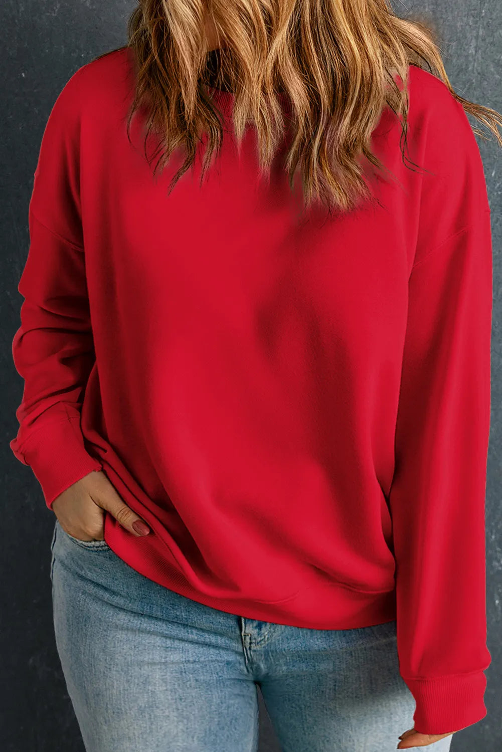 Women’s Round Neck Long Sleeve Sweatshirt