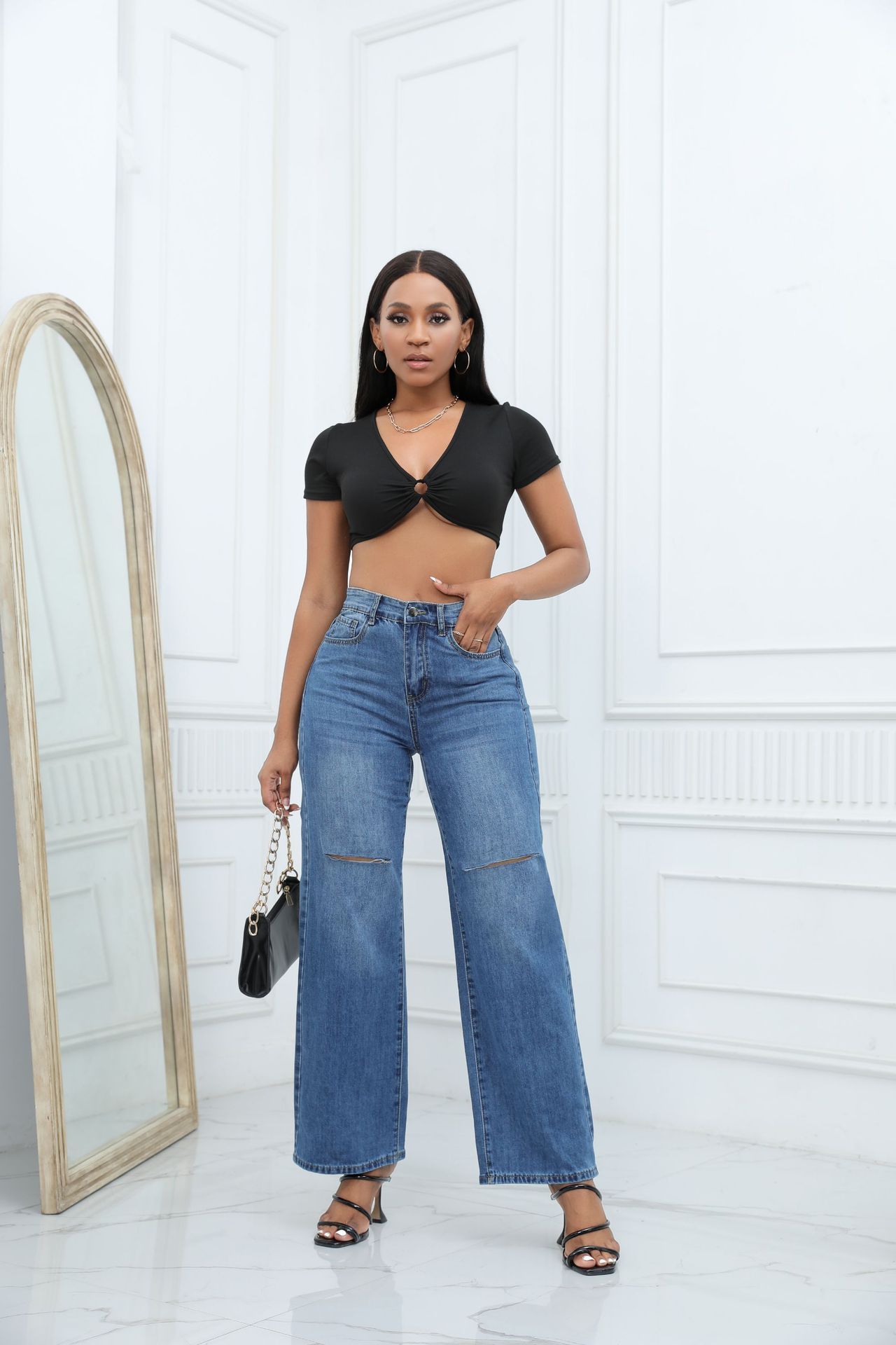 Women’s Elegant Ripped Wide-leg Jeans