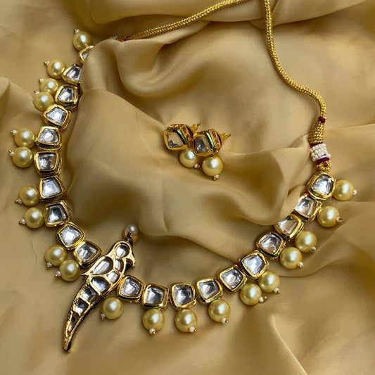 Beautiful Parrot Pearl Necklace set